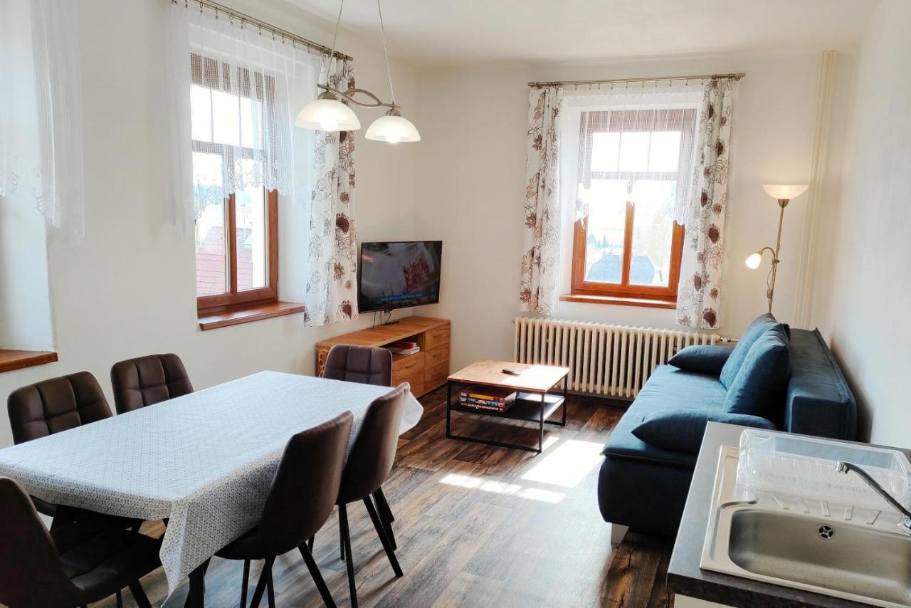 Horní Planá Penzion Sumava - Apartman מראה חיצוני תמונה